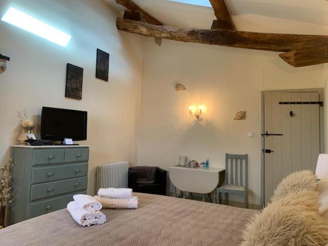 Les Glycines Bed & Breakfast Saint Gaudens Bagian luar foto
