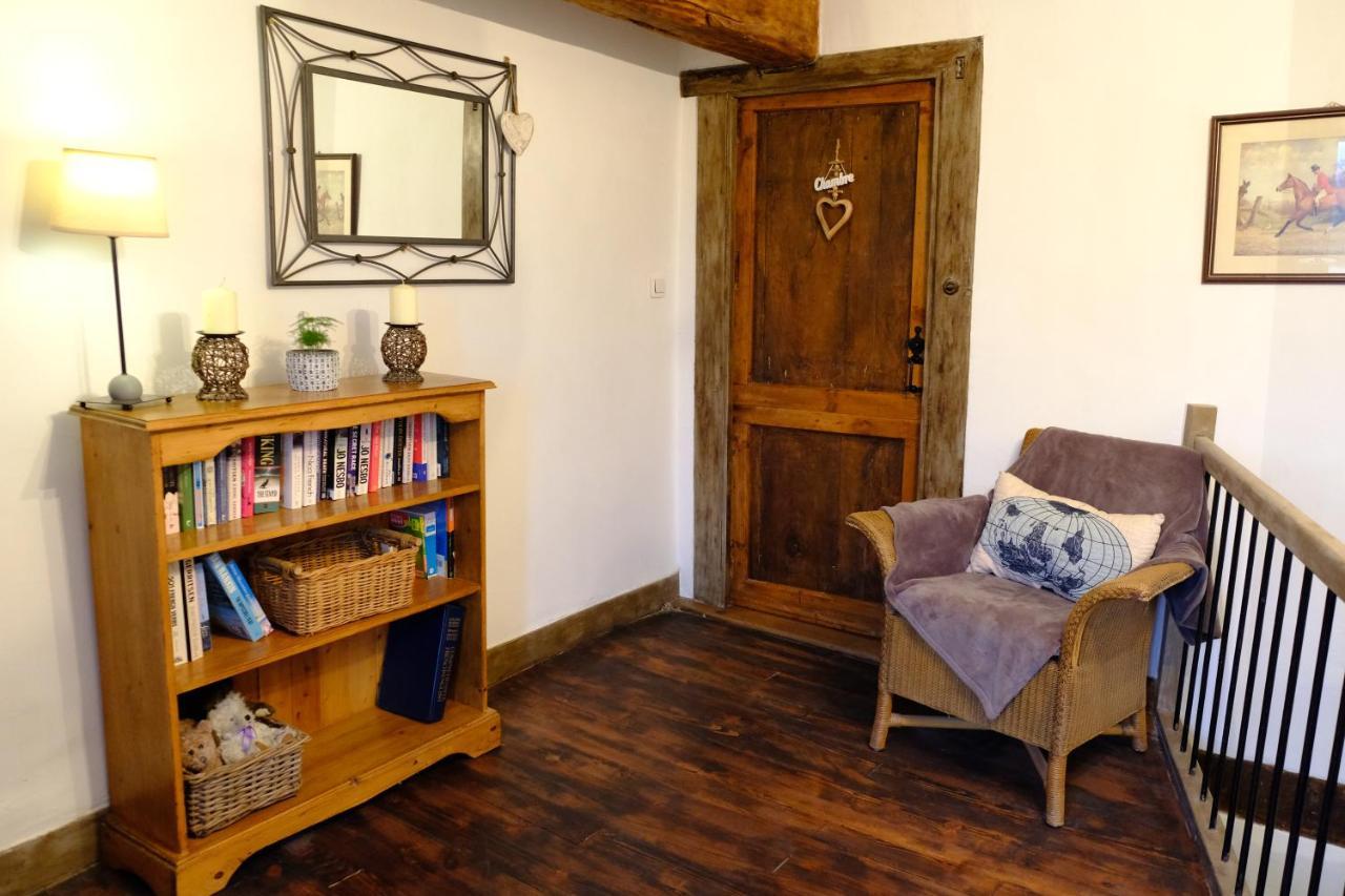 Les Glycines Bed & Breakfast Saint Gaudens Bagian luar foto