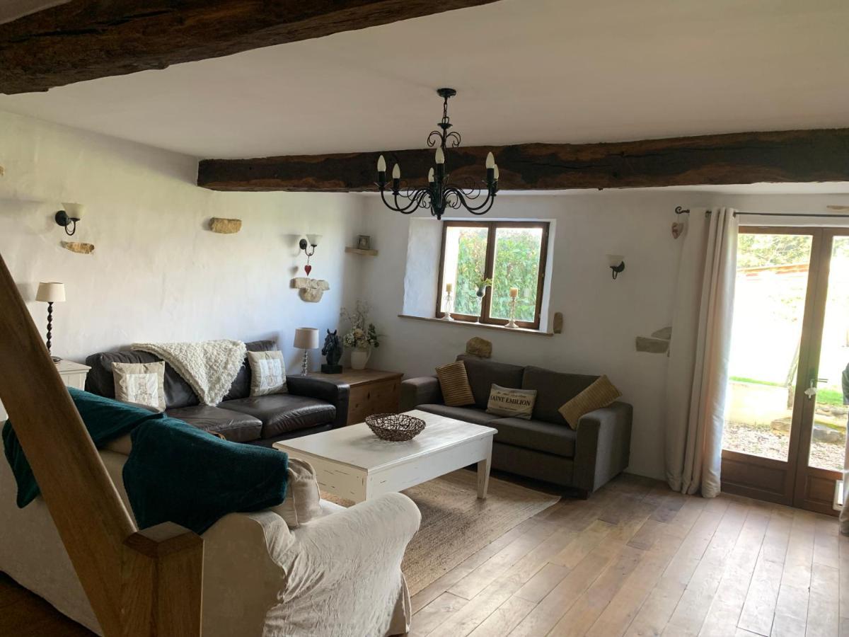 Les Glycines Bed & Breakfast Saint Gaudens Bagian luar foto
