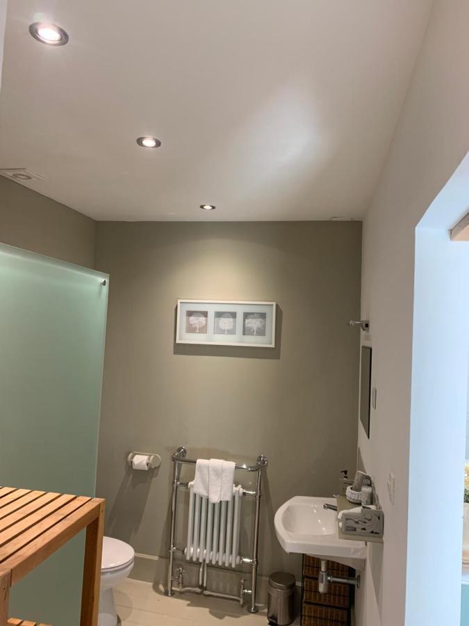 Les Glycines Bed & Breakfast Saint Gaudens Bagian luar foto